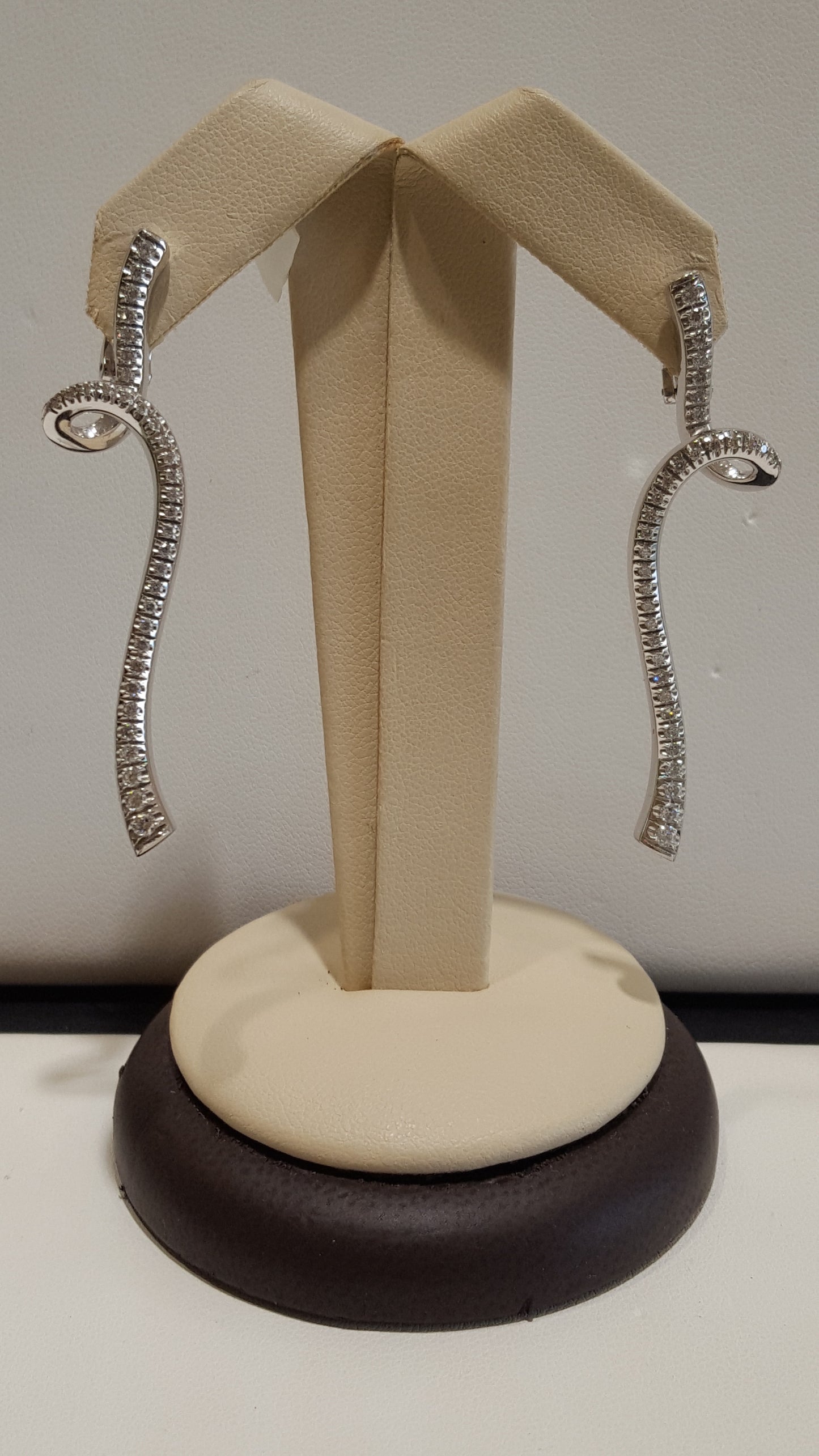 Damiani Diamond Earring