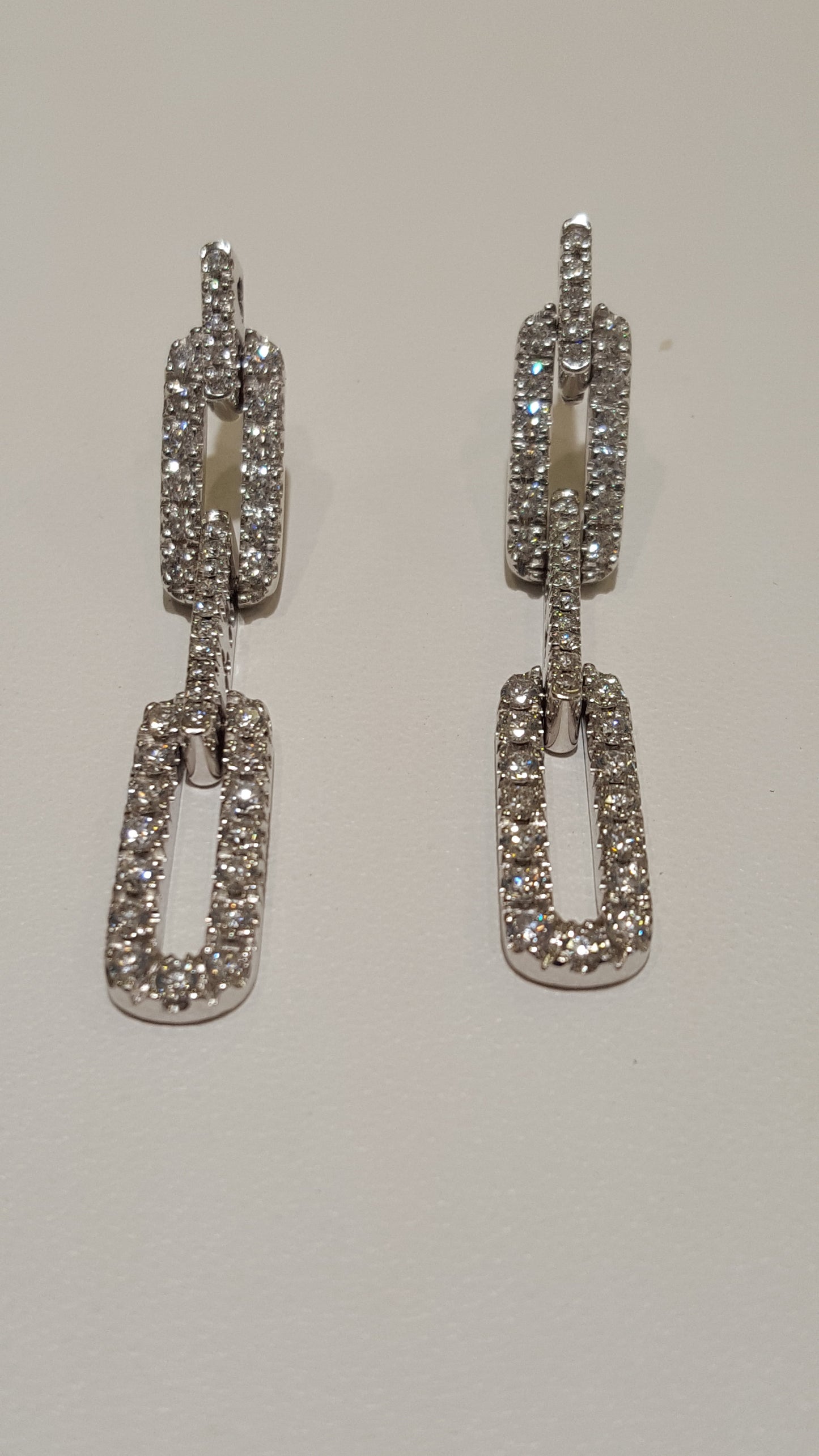 Damiani Diamond Earring