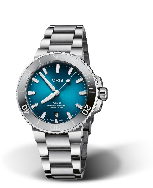 AQUIS DATE
 39.50 MM
 STAINLESS STEEL