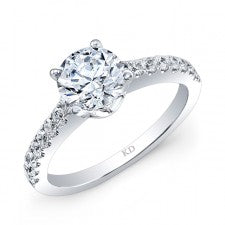 WHITE GOLD CLASSIC DIAMOND ENGAGEMENT RING