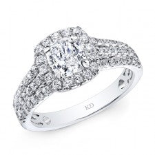 WHITE GOLD ELEGANT CUSHION DIAMOND ENGAGEMENT RING
