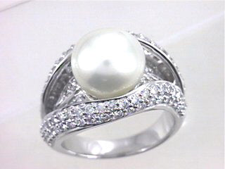 Pearl Ring