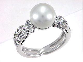 Pearl Ring