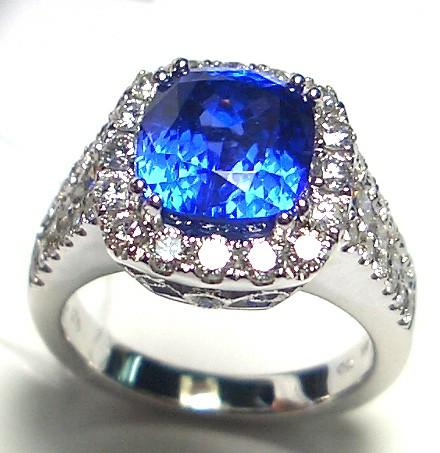 Gold TANZANITE and Diamond Ring