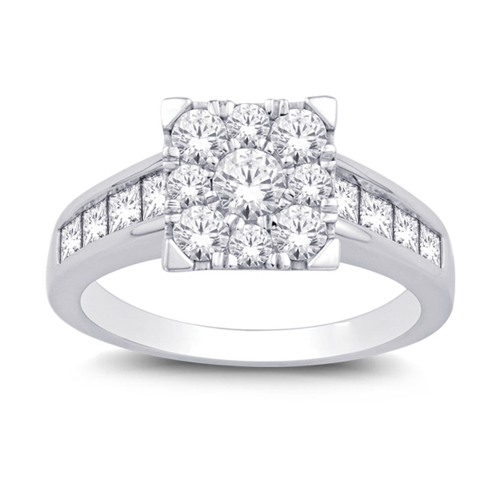 14K White Gold 1 1/2 Ct.tw Diamond Engagement Ring